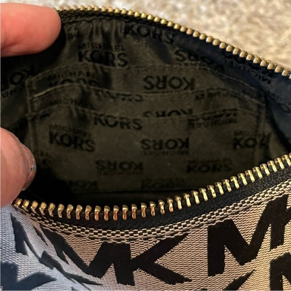 Michael by Michael Kors MK Logo Pencil Case/Cosmetic Bag Black w/ Gold Hardware - Picture 11 of 16